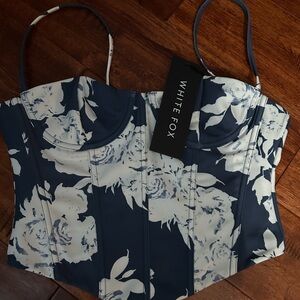 NWT white Fox corset.